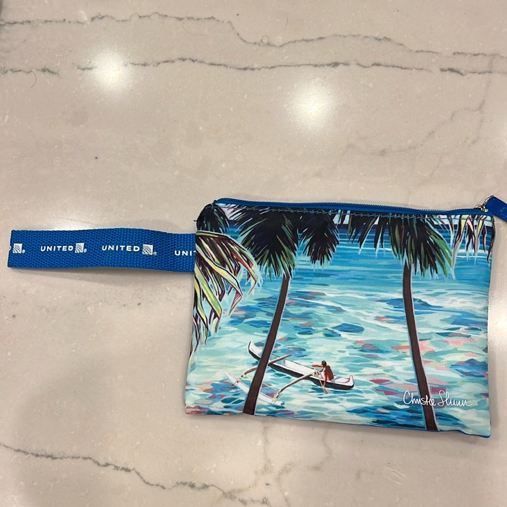 United travel mini bag with handle new!